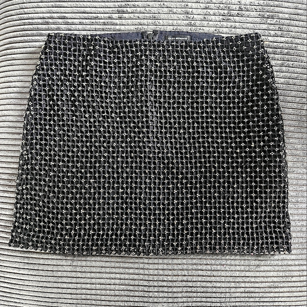 Club Monaco skirt size 6